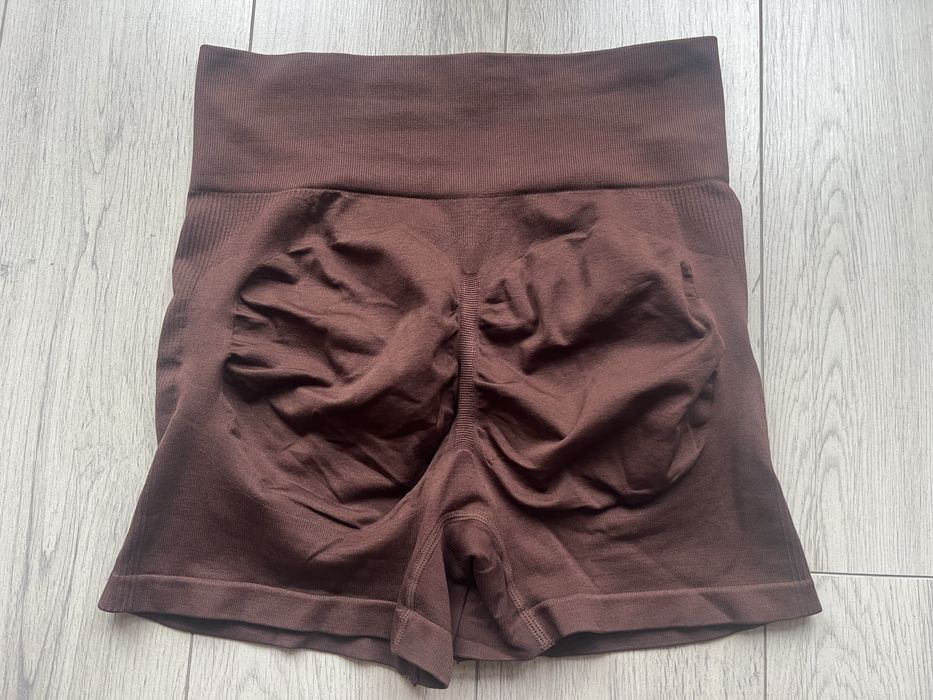 Krótkie spodenki brązowe