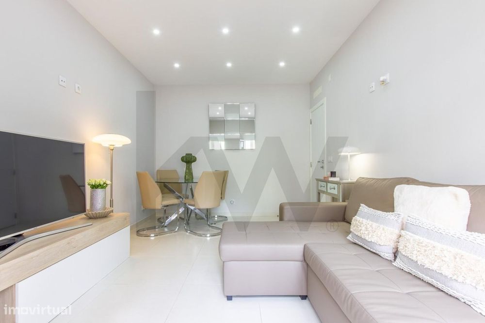T3 Remodelado com Ampla Arrecadação com acesso ao exterior | Cova da P