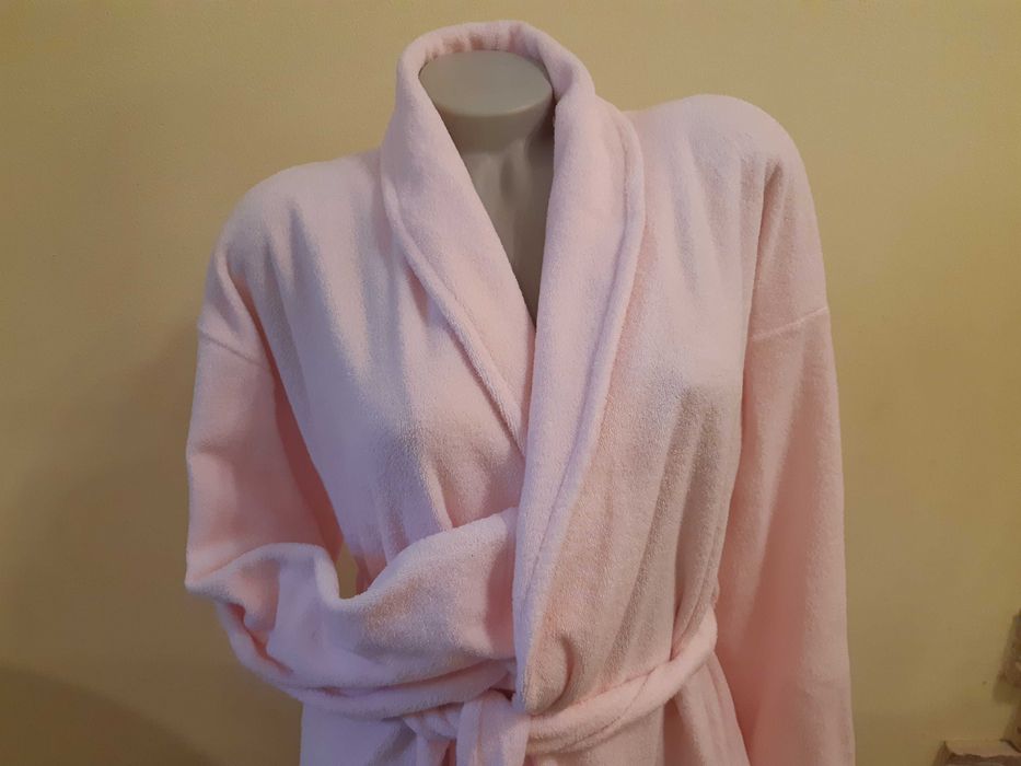 Халат махровый .