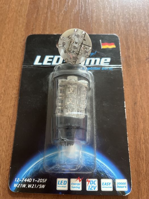 LED лампа в поворот ( желтая)