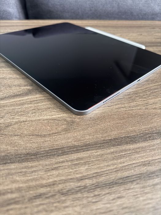 iPad Air 13” M2 256GB + Apple Pencil Pro + Capa