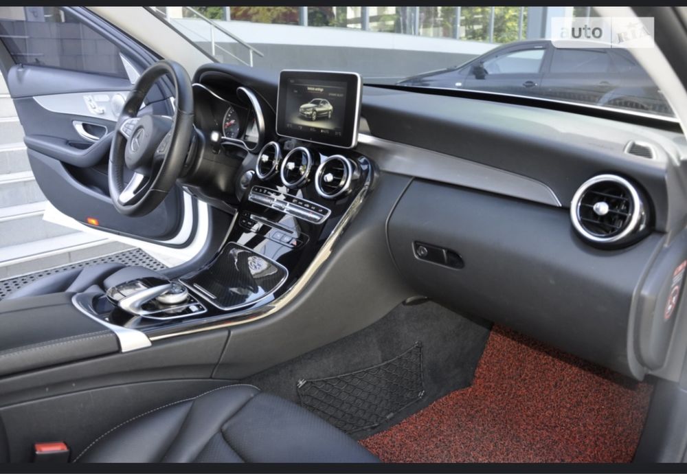 Mercedes C-Class 2017. C220d