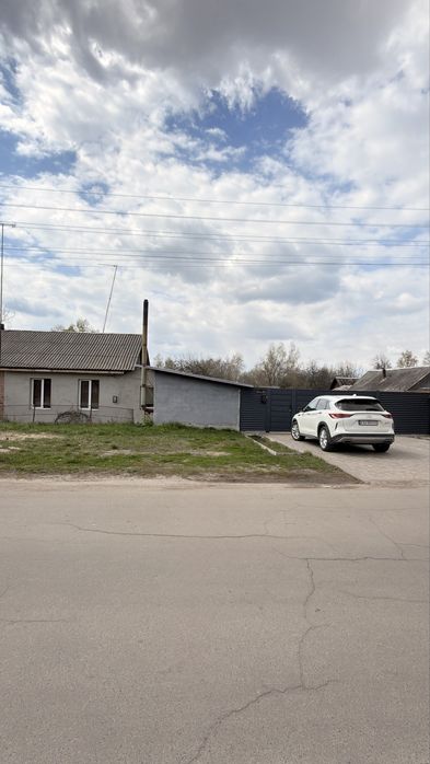 Продаж будинку  по вул. Київська Шостка