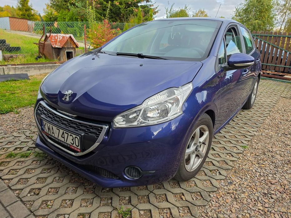 Peugeot 208