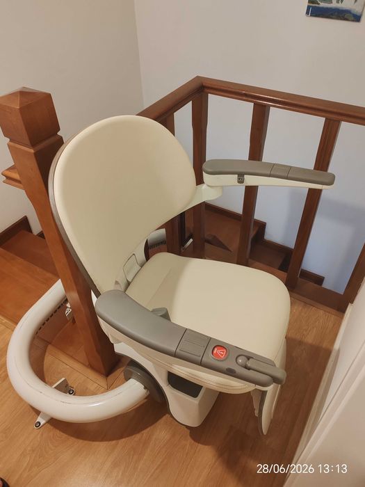 Cadeira elevatória para escadas