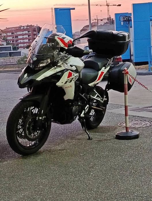 Mota Benelli 502 TRK X