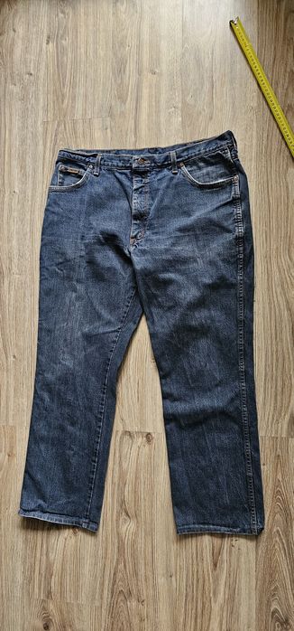Wrangler spodnie męskie dżinsowe rozmiar XL wymiary na zdjęciach