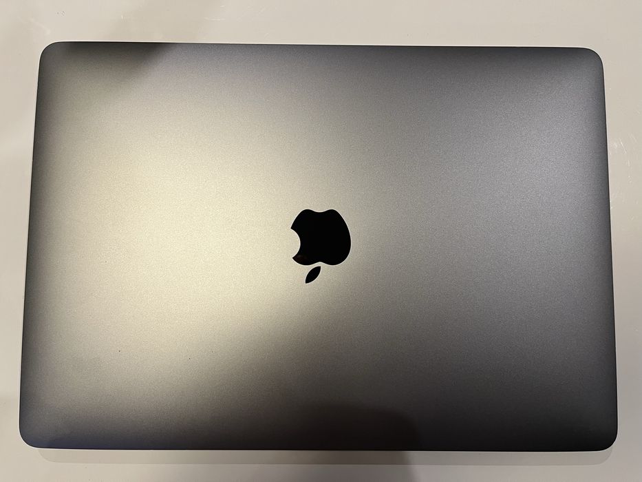 MacBook Pro 13” 2017 i5 8GB USZKODZONY EKRAN + ładowarka
