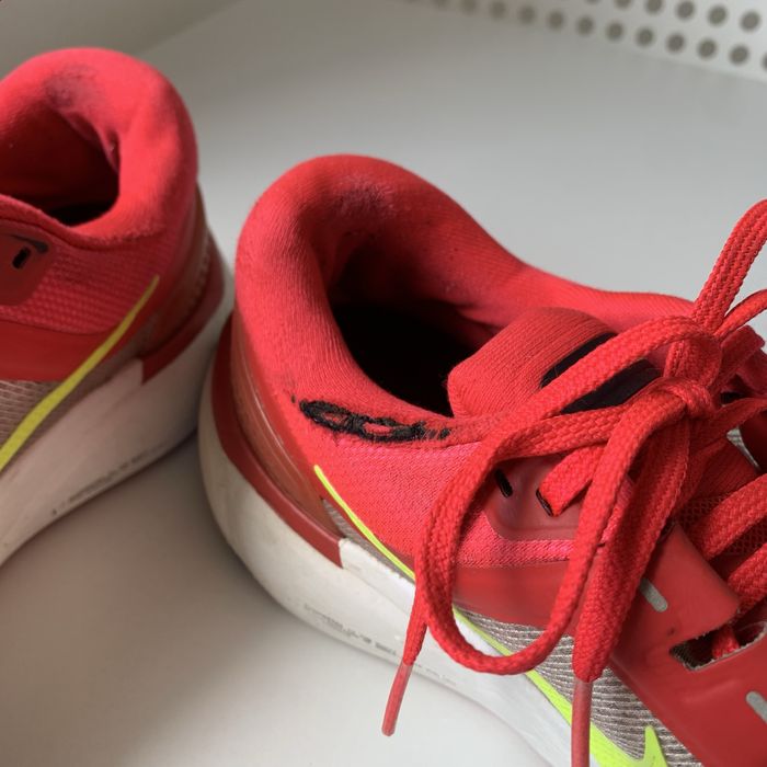 Sapatilhas de Corrida Nike Air Zoom Vomero 16