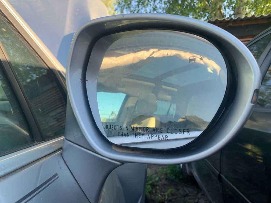 Двері Buick Envision