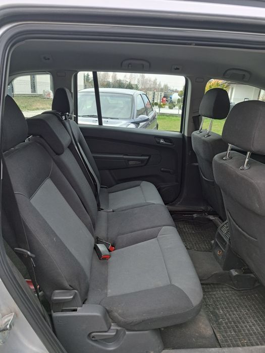 Opel zafira 1.9.CDTi