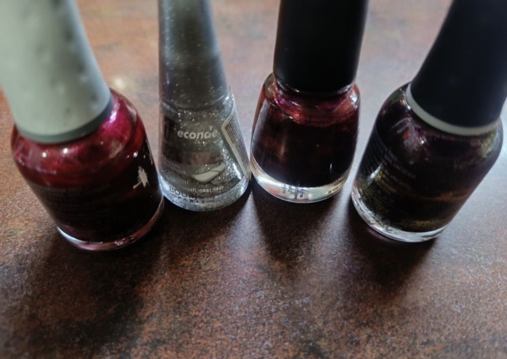 Продам лак для ногтей