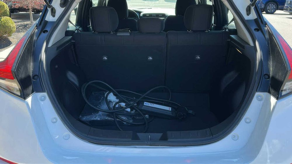 Nissan Leaf Plus      2023