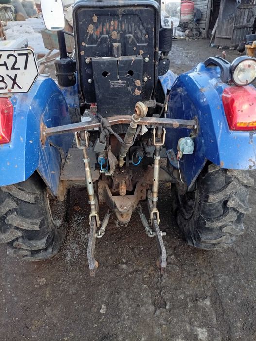 Продам трактор ,відмінному стані все працює ,.нова резина перед зад .