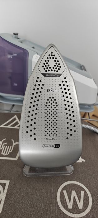 Ferro de engomar Braun care style 7