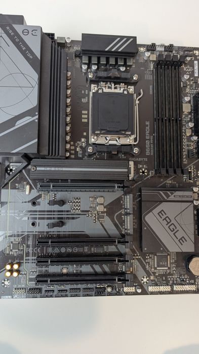 Płyta główna Gigabyte B650 EAGLE