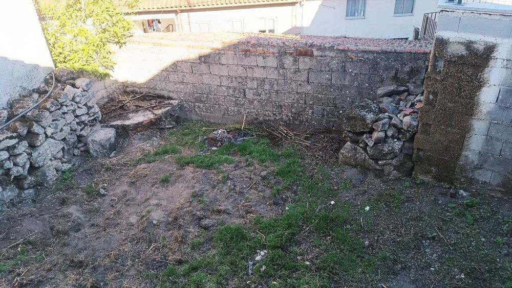 Moradia T2 em Queirela, Bodiosa – Viseu