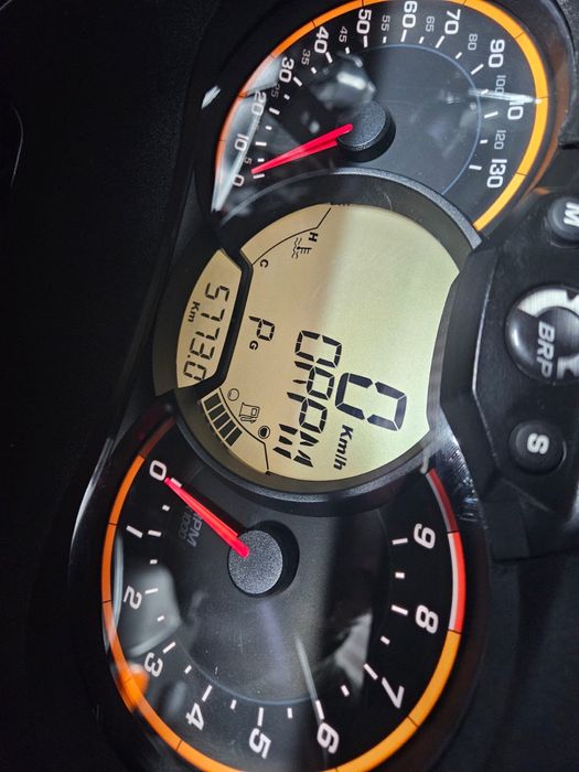 Can Am Outlander XTP 650 MAX - FOX -Piekny stan 2015