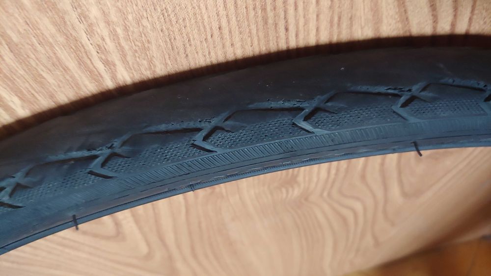 Покрышка Duro Cordoba 28 х 1,6 700 x 40C вело Хорошее состояние