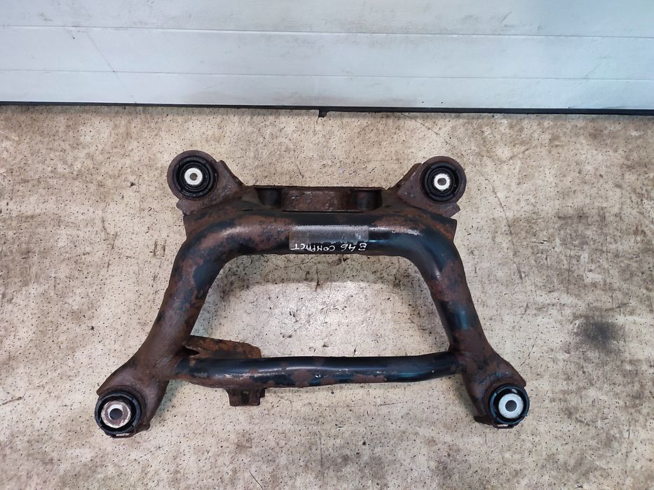 BMW E46 Compact  wózek belka sanki tył tylne