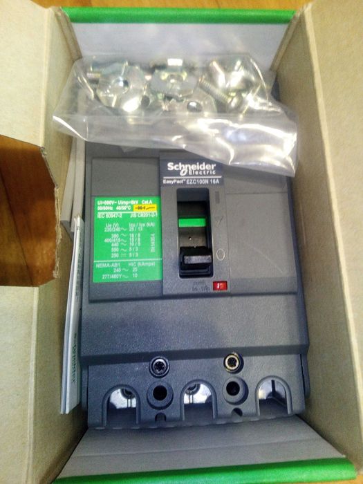 Автоматичний вимикач 3p 16A EZC100 Schneider Electric ezc100n3016