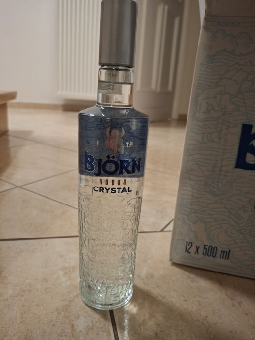 Sprzedam Björn w kartonach