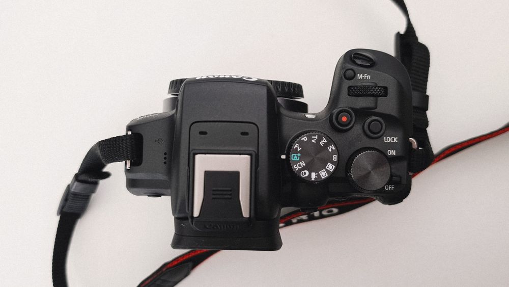 Canon EOS R10 - Nova / Estado Impecável