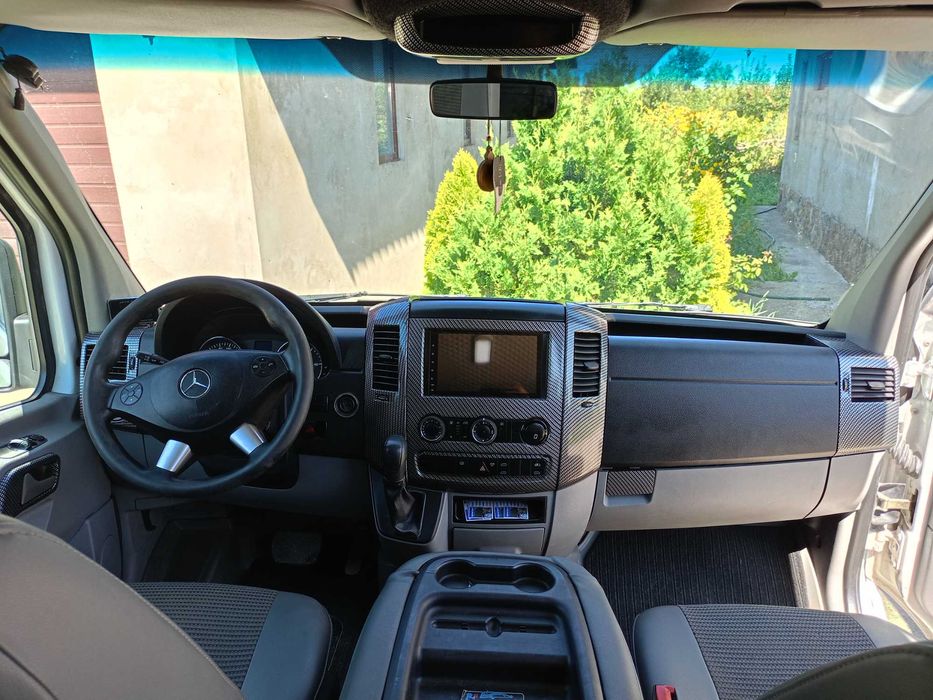 Mercedes Benz Sprinter