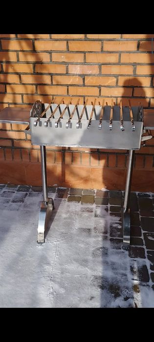 Мангал з нержавіючої сталі 4 мм. Розбірний на 10 шампурів.