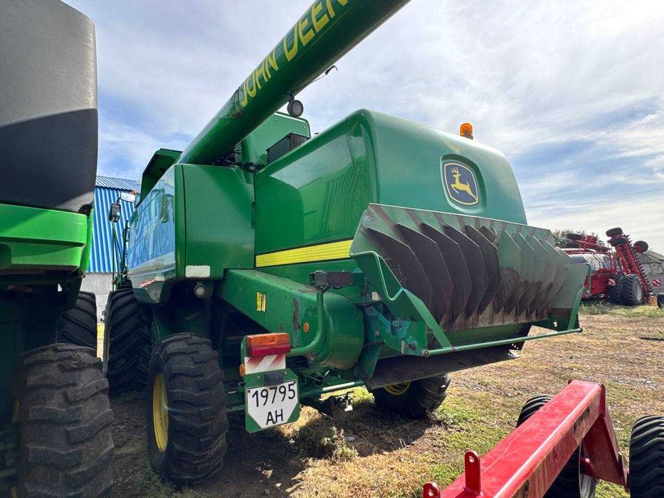 Комбайн John Deere W650i