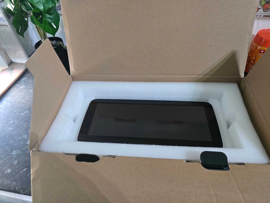 Mercedes sistema multimedia lcd 10.25  android system 8GB + 128GB  NTG 5.0