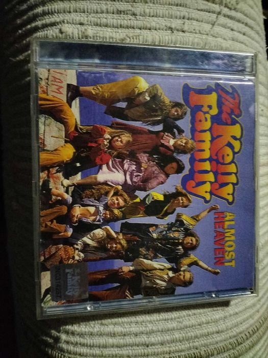 Cd The Kelly Family - Almost Heaven, em ótimo estado.
