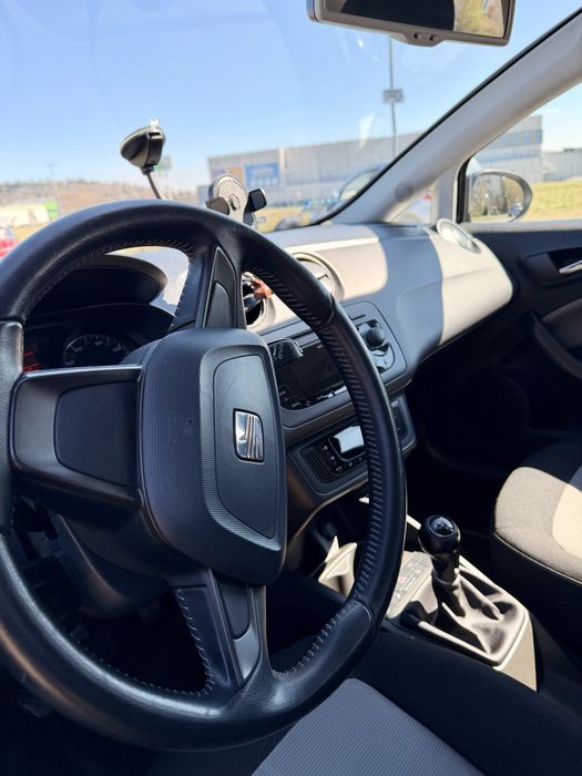 Seat Ibiza 2012 Sedan 1,4 benzyna