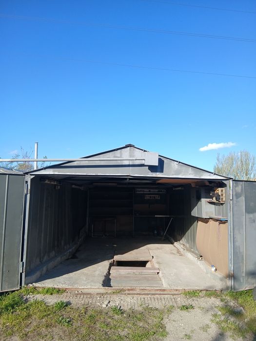 Продам  ГараЖ Гк "Березінский "