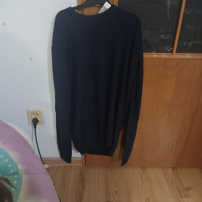 Męski sweter z długim rękawem