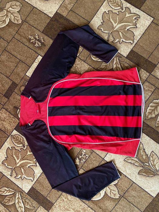 Футбольна кофта б/у недорого