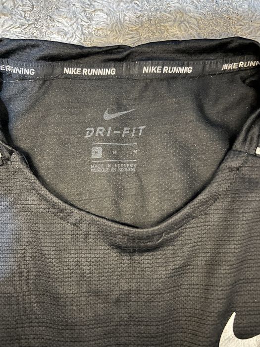 Футболка Nike dri-fit спортивна розмір М чоловіча
