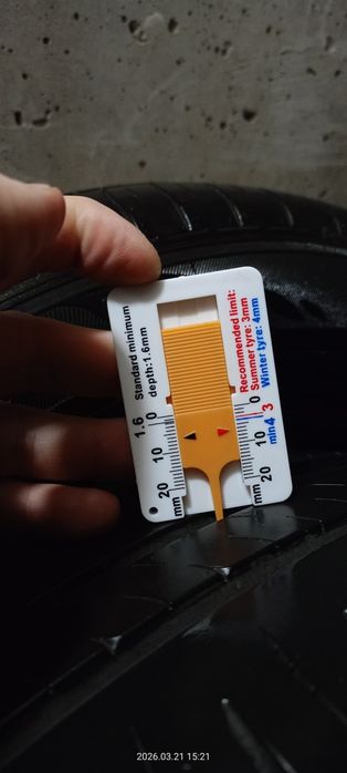 Dunlop літо 215/60/17  2024 рік майже нова 1000 км пробігу