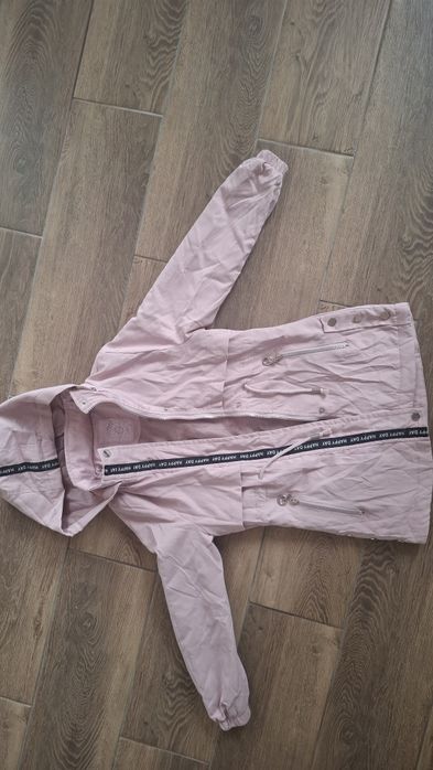 Płaszczyk, przejciowy, lekko ocieplony, różowy