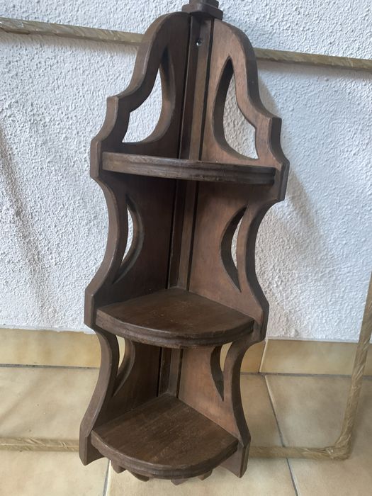 Prateleira de Canto em Madeira Vintage
