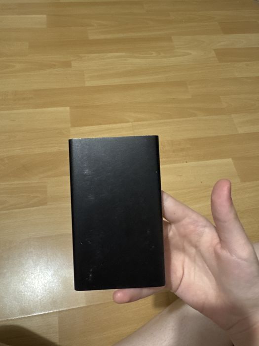 powerbank stan idealny