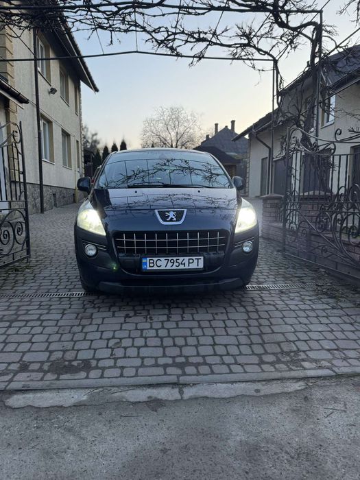 Продам Пежо 3008 в гарному стані