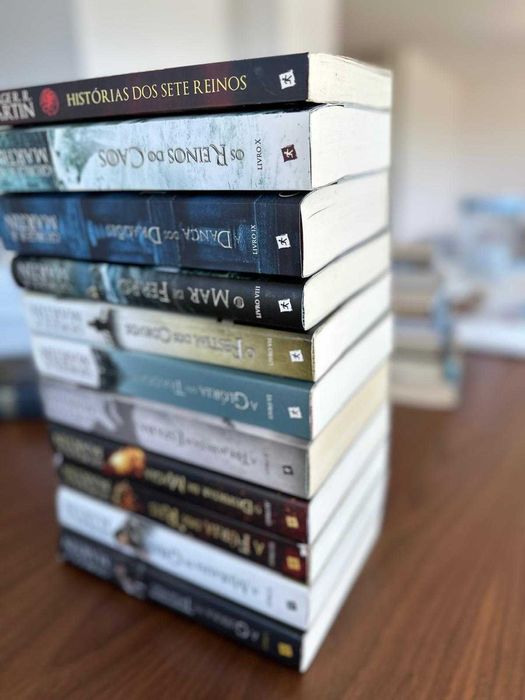Livros Guerra dos Tronos - George R. R. Martin