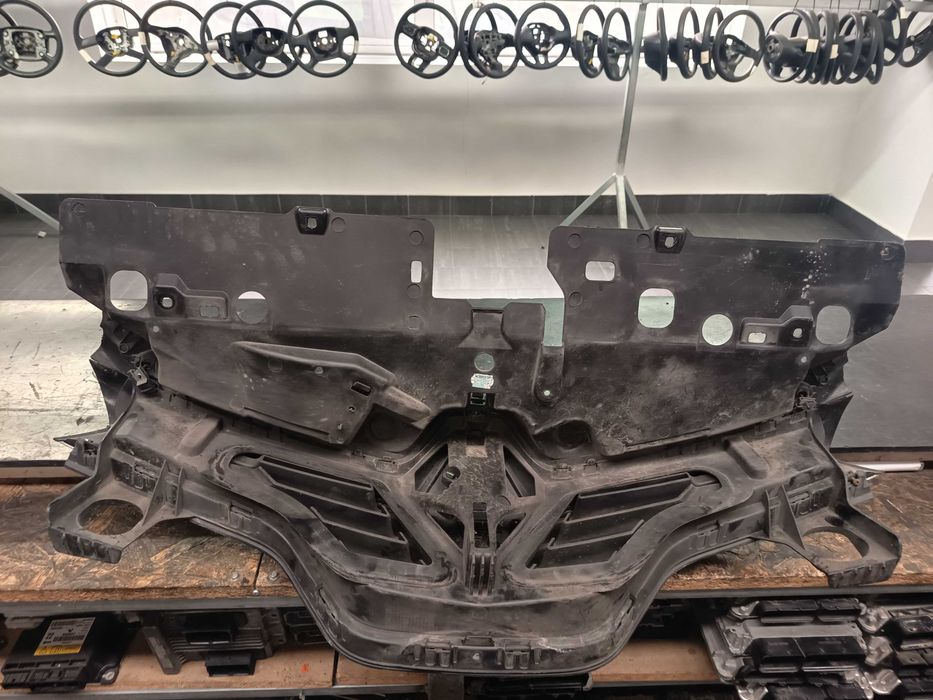 Grelha frente Renault Captur  Ref: 978186889R//8200721895