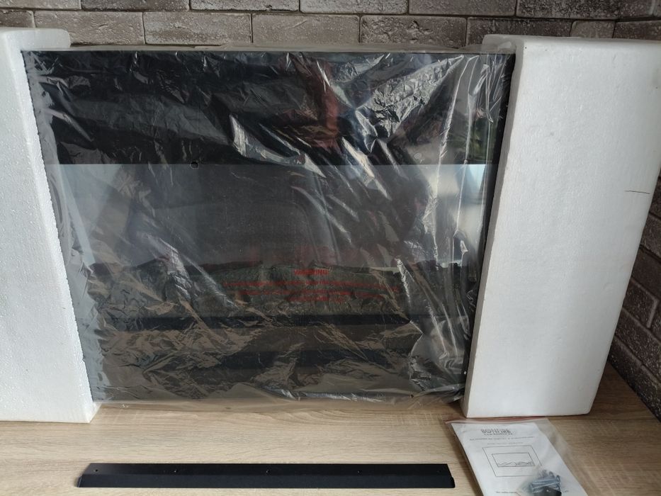 Продам електричний камін BonFire RLF-W01 новий
