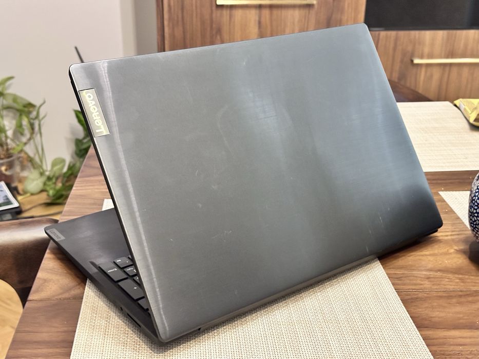 Laptop Lenovo S145-15API / Ryzen 3 / SSD