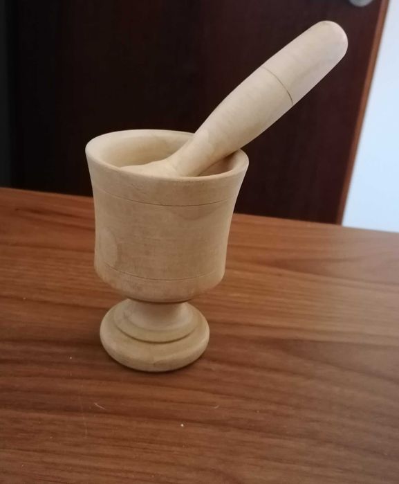 Almofariz em madeira. NOVO
