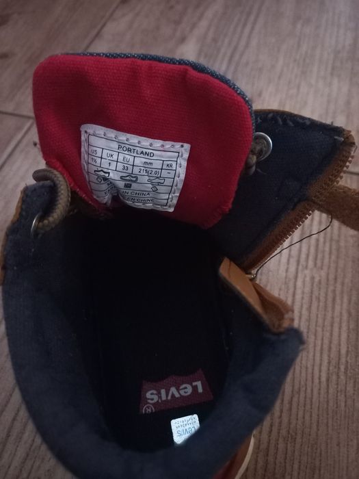 Buty Trampki Levis roz. 33