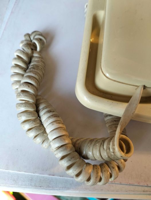 Telefone analógico NEC ST5E, em excelente estado.