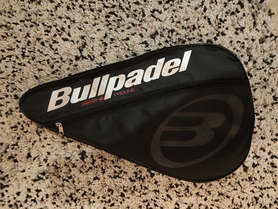 Saco Raquete BULLPADEL preta